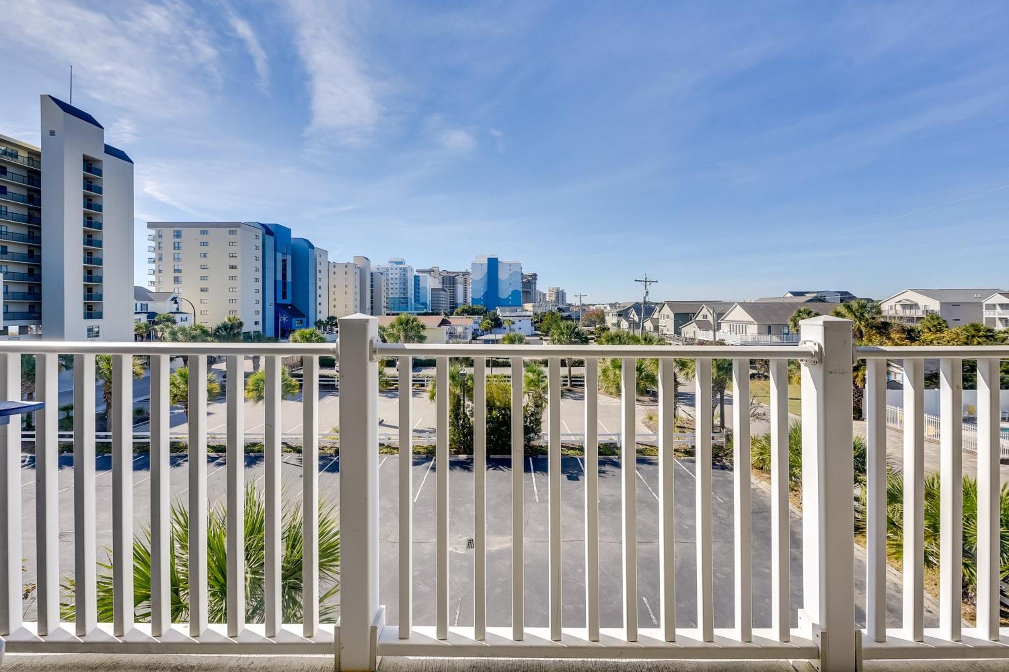 Roomy North Myrtle Beach Condo, Walk To Beach Esterno foto