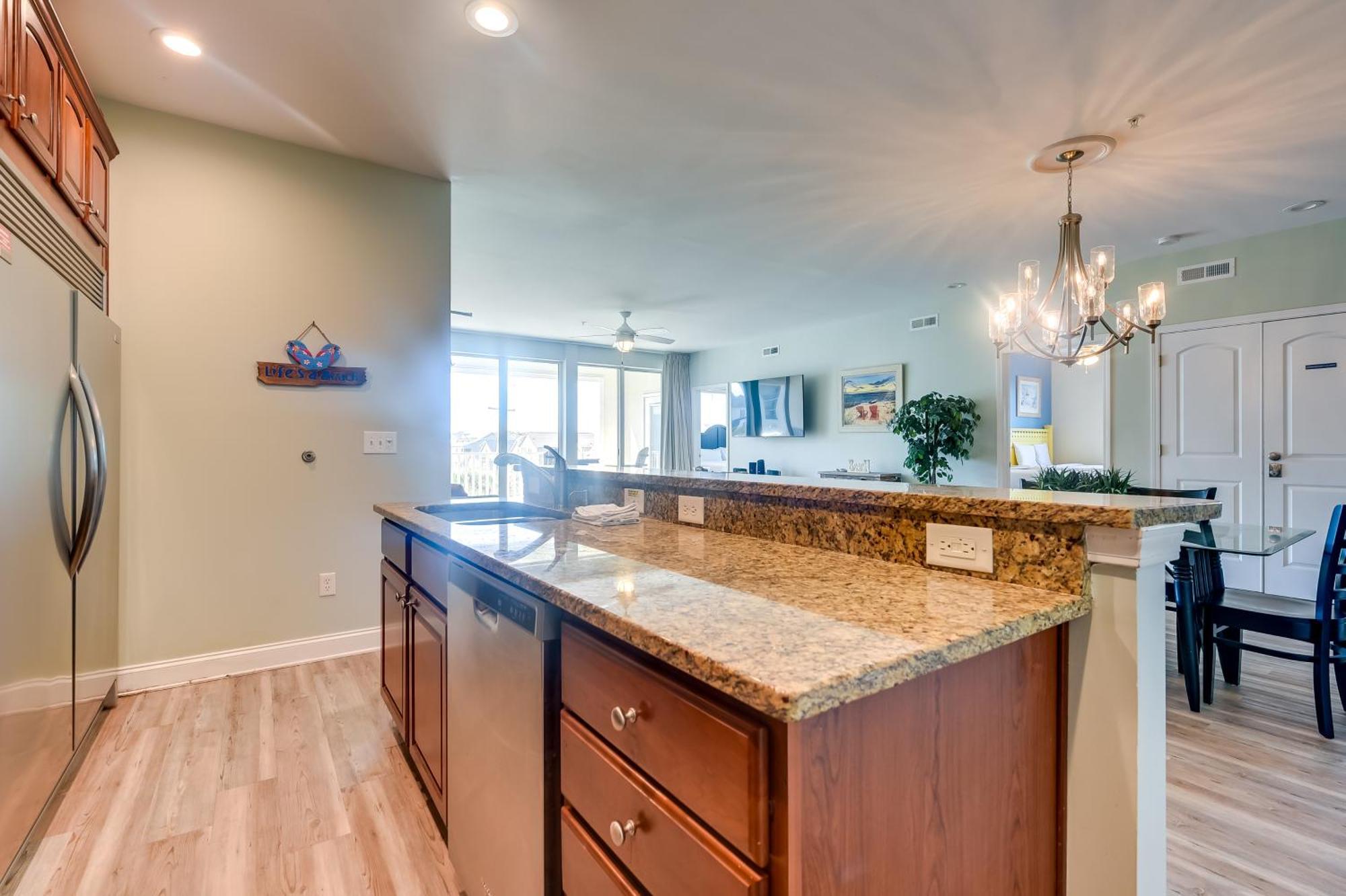 Roomy North Myrtle Beach Condo, Walk To Beach Esterno foto